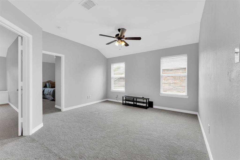 9208 Water Oak Drive, Arlington, TX 76002