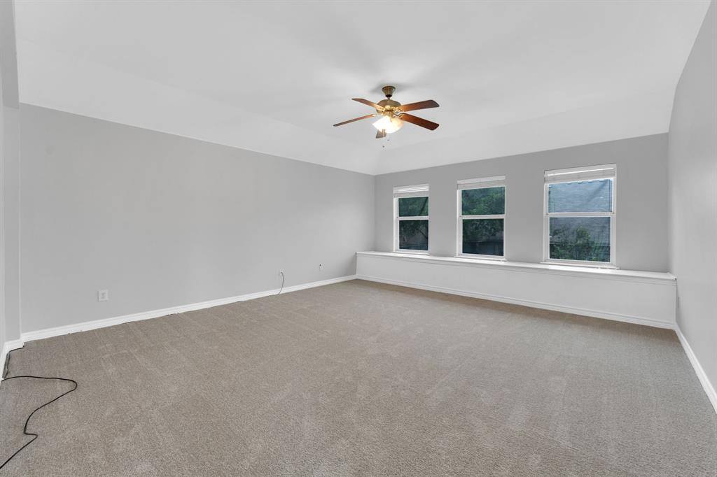 9208 Water Oak Drive, Arlington, TX 76002