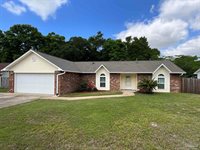 6851 Community Dr, Pensacola, FL 32526