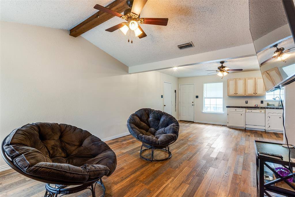 728 Thedford Road, Seagoville, TX 75159