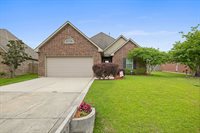 69033 Taverny Ct., Madisonville, LA 70447