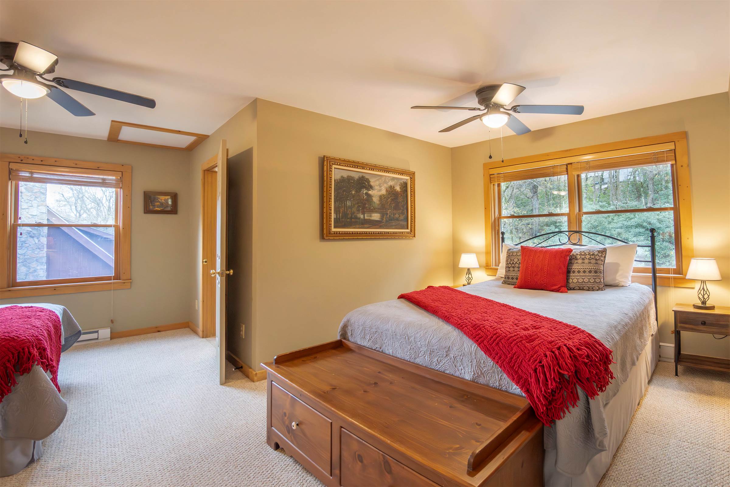 Hawks Lake Dr, Seven Devils, NC 28604