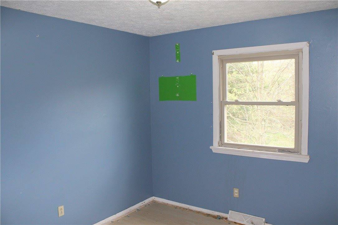 1064 Renton Rd., Plum Boro, PA 15239