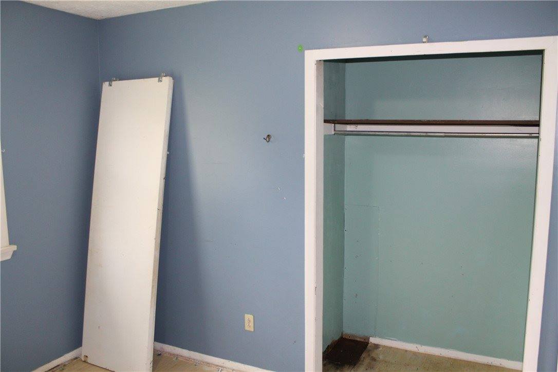 1064 Renton Rd., Plum Boro, PA 15239