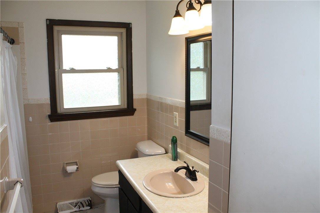 1064 Renton Rd., Plum Boro, PA 15239