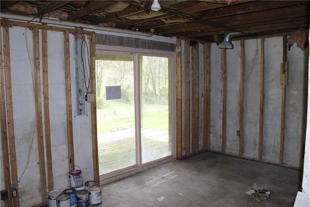 1064 Renton Rd., Plum Boro, PA 15239