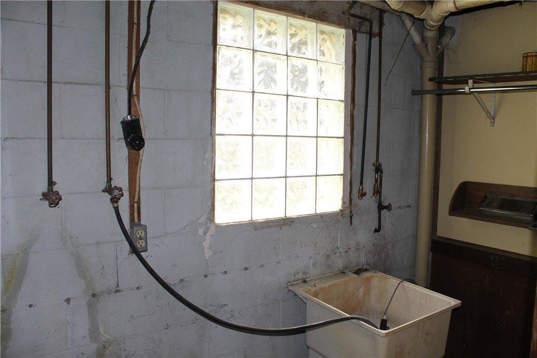 1064 Renton Rd., Plum Boro, PA 15239