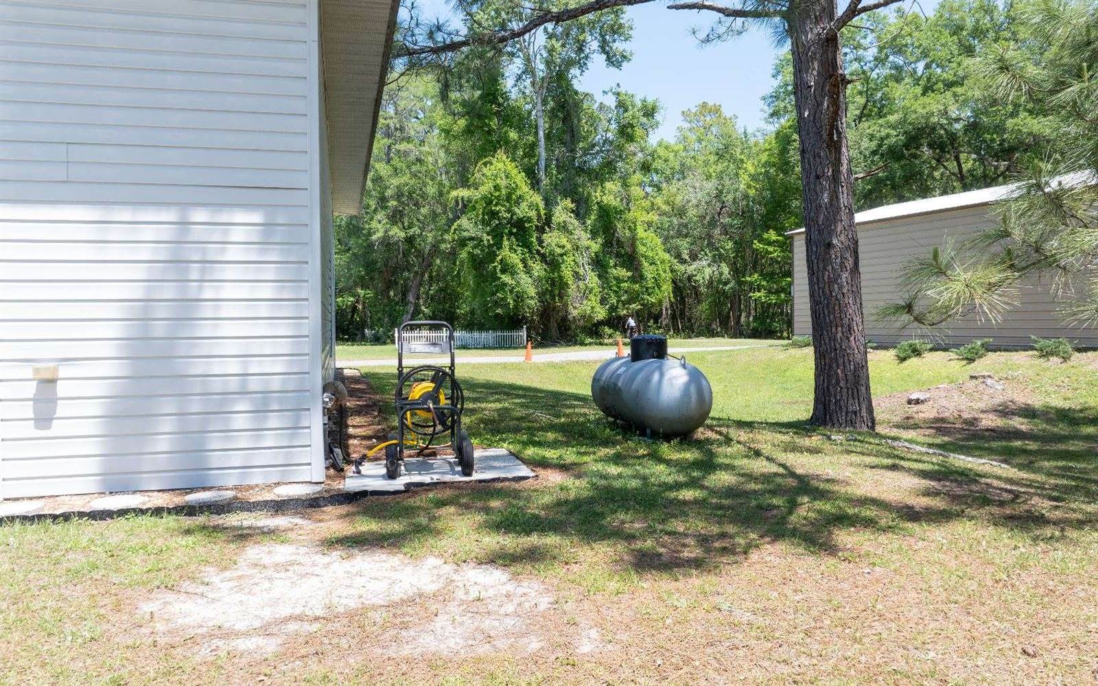 405 SW Cessna Court, Lake City, FL 32025