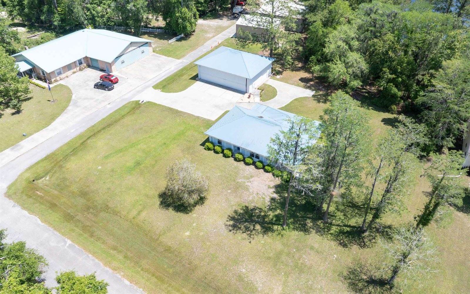 405 SW Cessna Court, Lake City, FL 32025