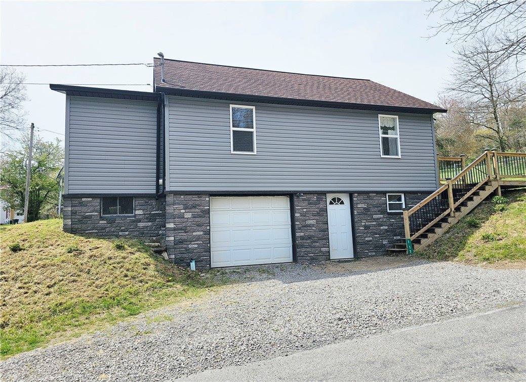 117 Little Rock Road, Cowanshanock Township, PA 16201