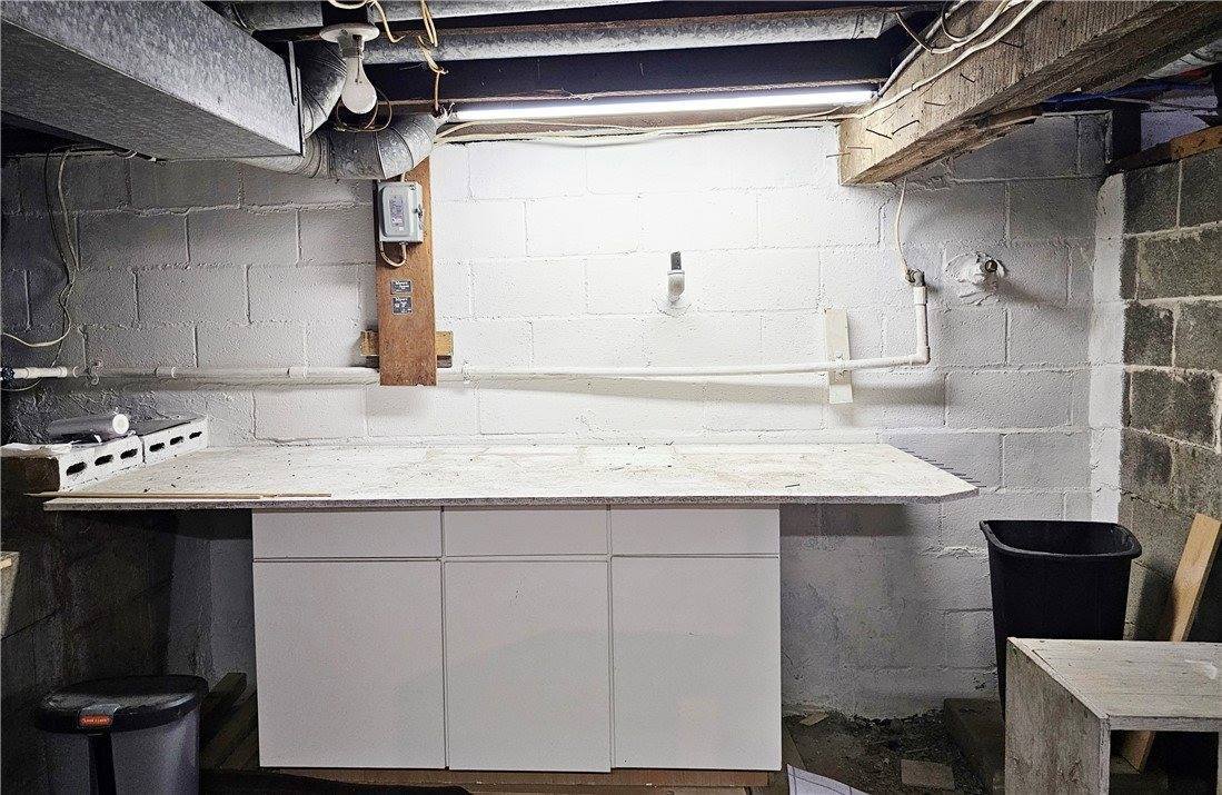 117 Little Rock Road, Cowanshanock Township, PA 16201