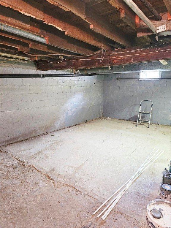 117 Little Rock Road, Cowanshanock Township, PA 16201