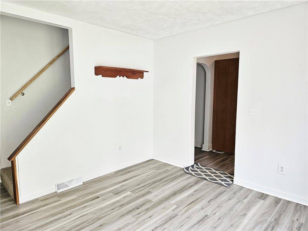 117 Little Rock Road, Cowanshanock Township, PA 16201