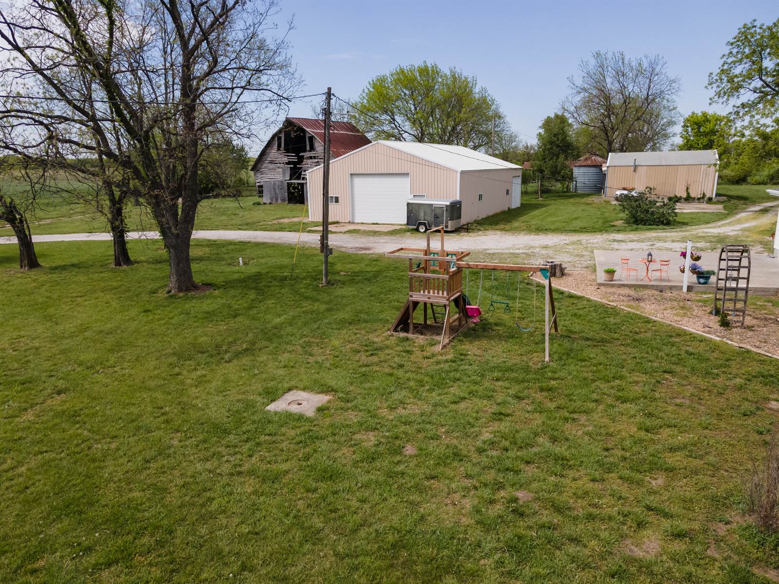 10040 NW County Road 9002, Amsterdam, MO 64723