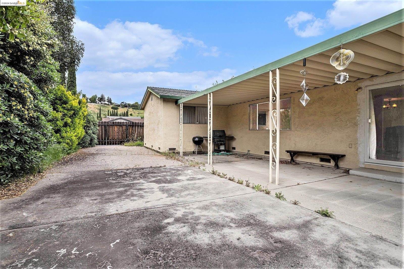 3217 Alger Rd, Antioch, CA 94509