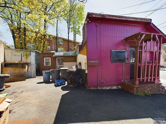 423 Paterson Avenue, East Rutherford, NJ 07073