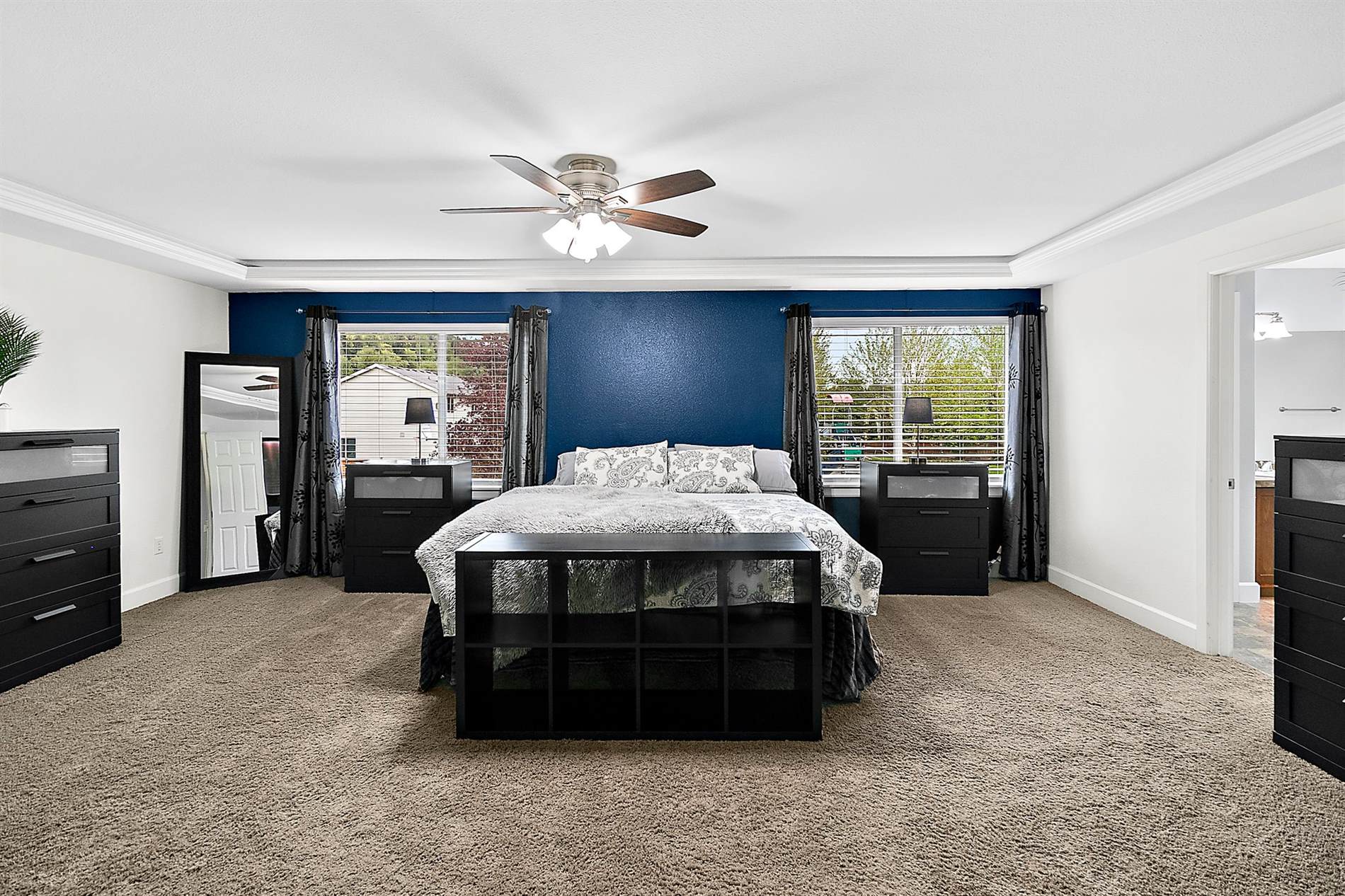 216 Johns St NE, Orting, WA 98360