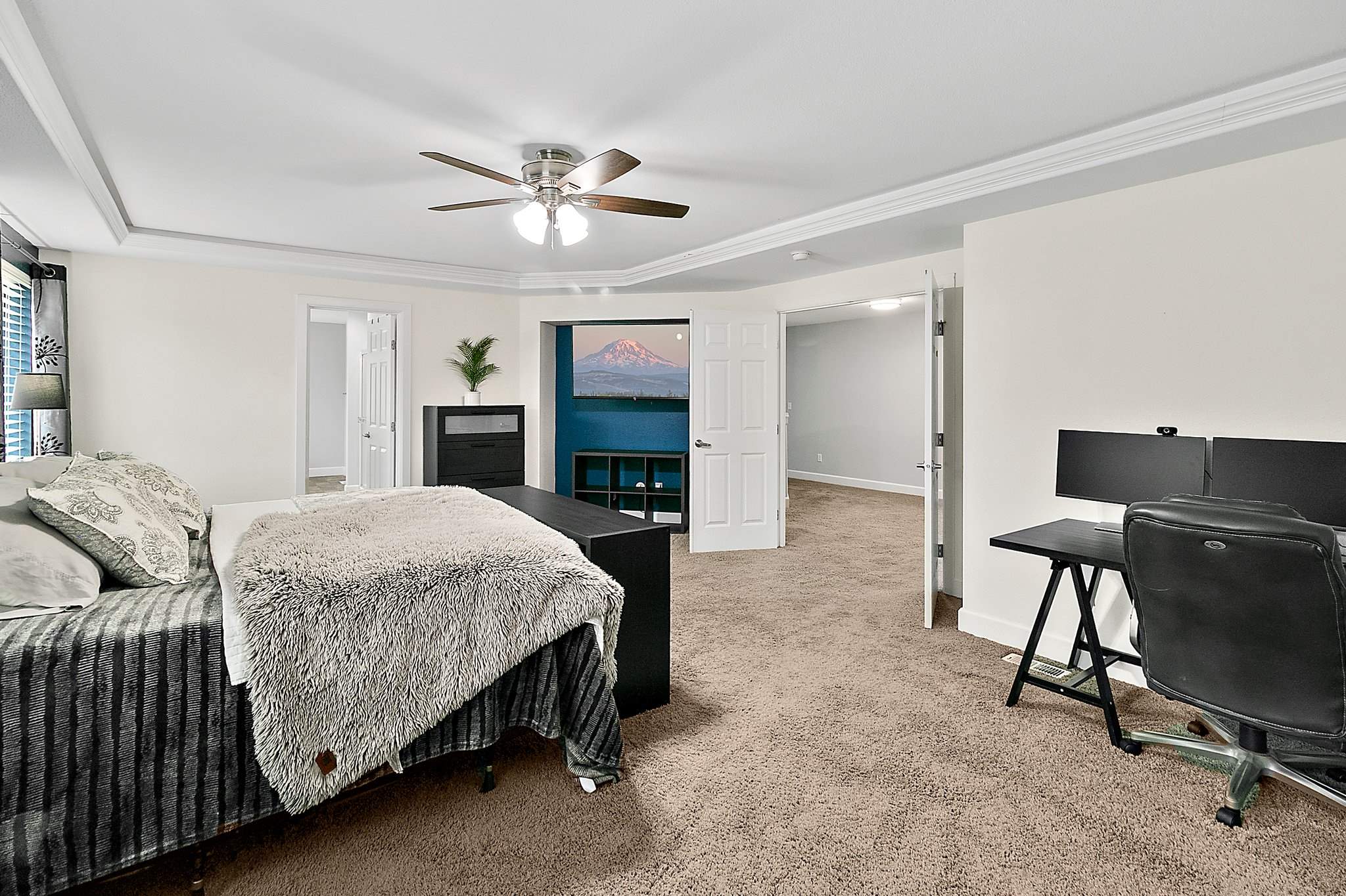 216 Johns St NE, Orting, WA 98360