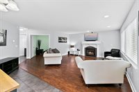 216 Johns St NE, Orting, WA 98360