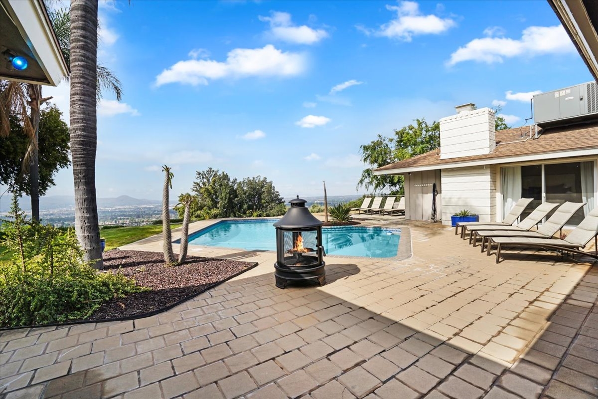 3621 Hemlock Drive, San Bernardino, CA 92404