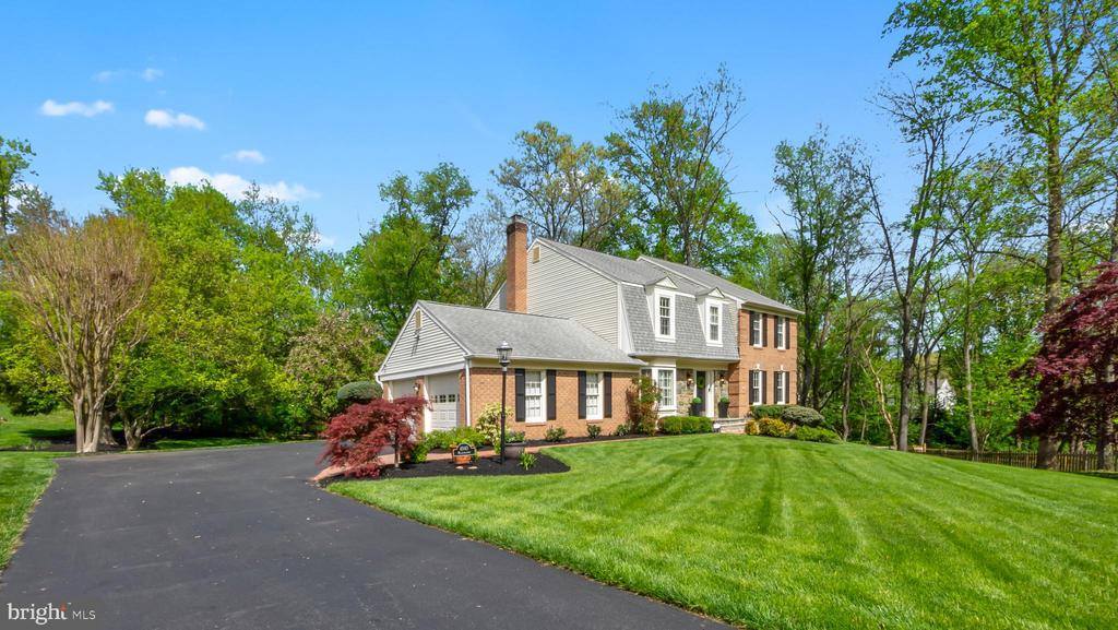 4940 Walkingfern Drive, Rockville, MD 20853