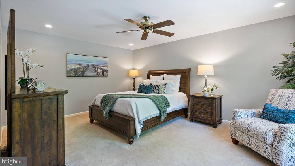 4940 Walkingfern Drive, Rockville, MD 20853