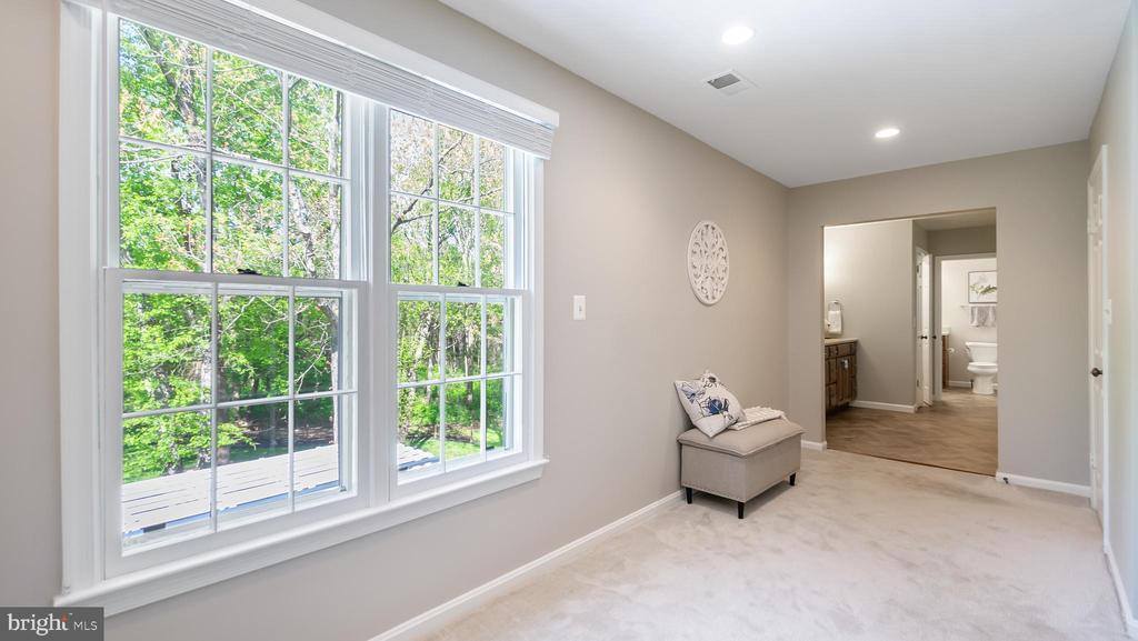 4940 Walkingfern Drive, Rockville, MD 20853