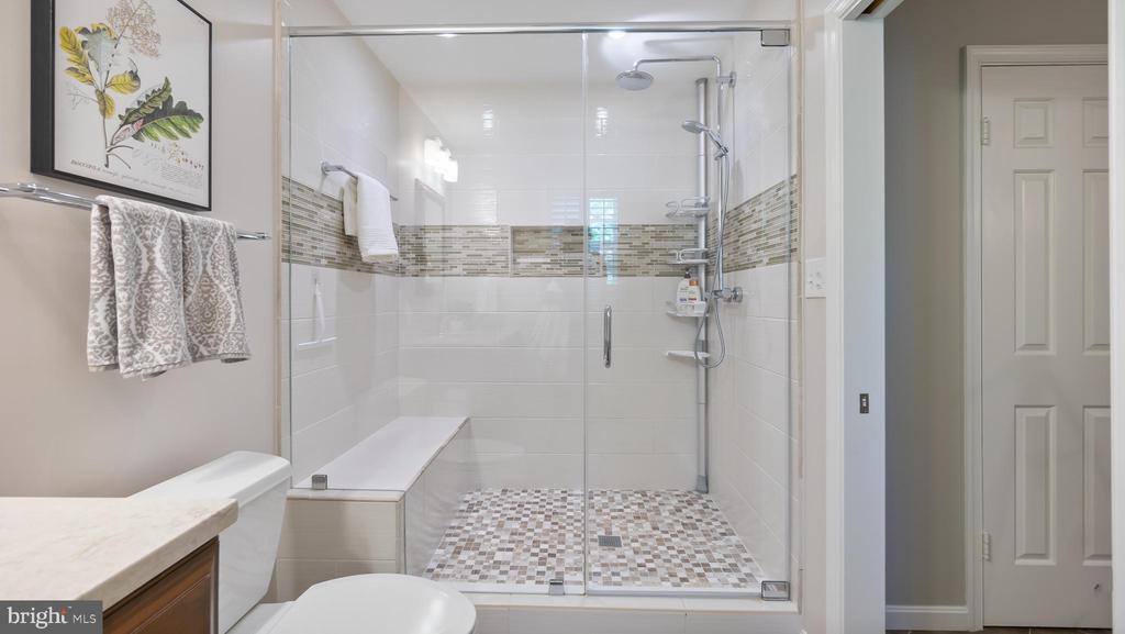 4940 Walkingfern Drive, Rockville, MD 20853