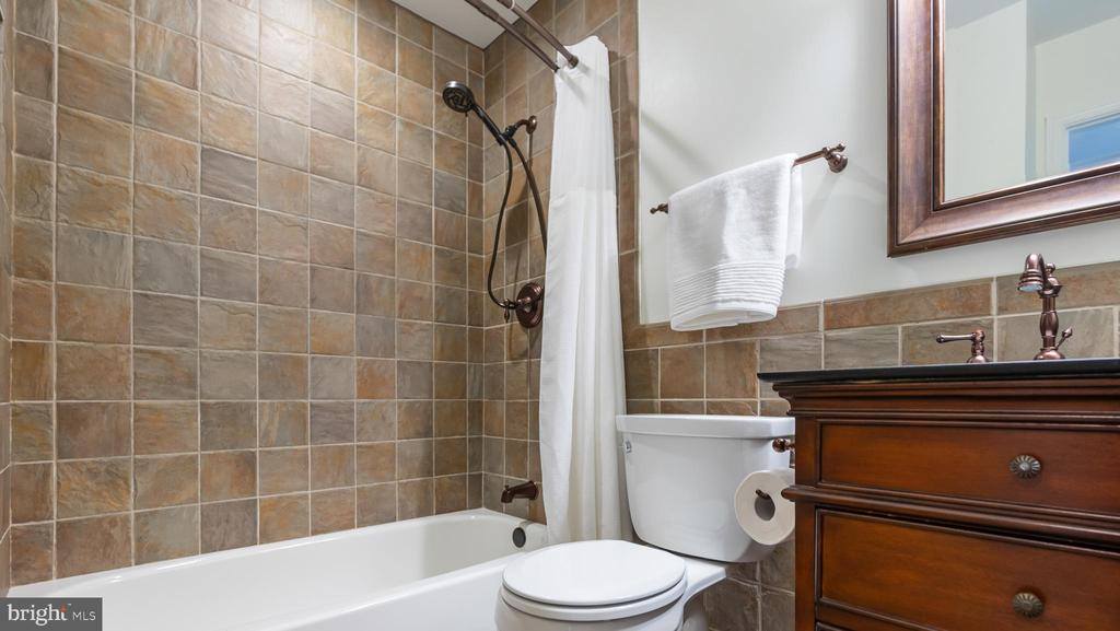 4940 Walkingfern Drive, Rockville, MD 20853