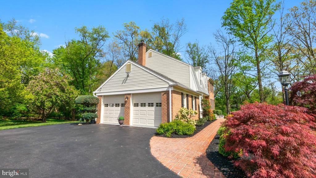 4940 Walkingfern Drive, Rockville, MD 20853
