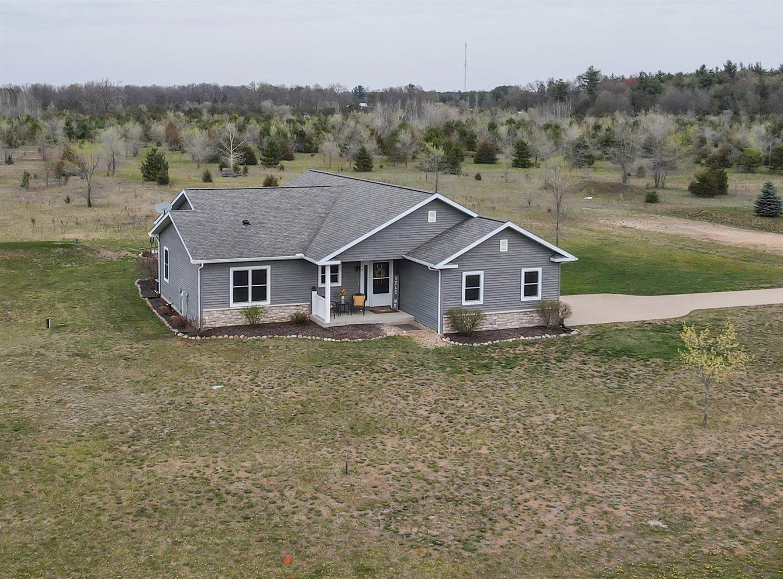 2581 19th Court, Friendship, WI 53934