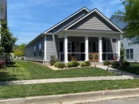 149 Hardinberry St, Oak Ridge, TN 37830