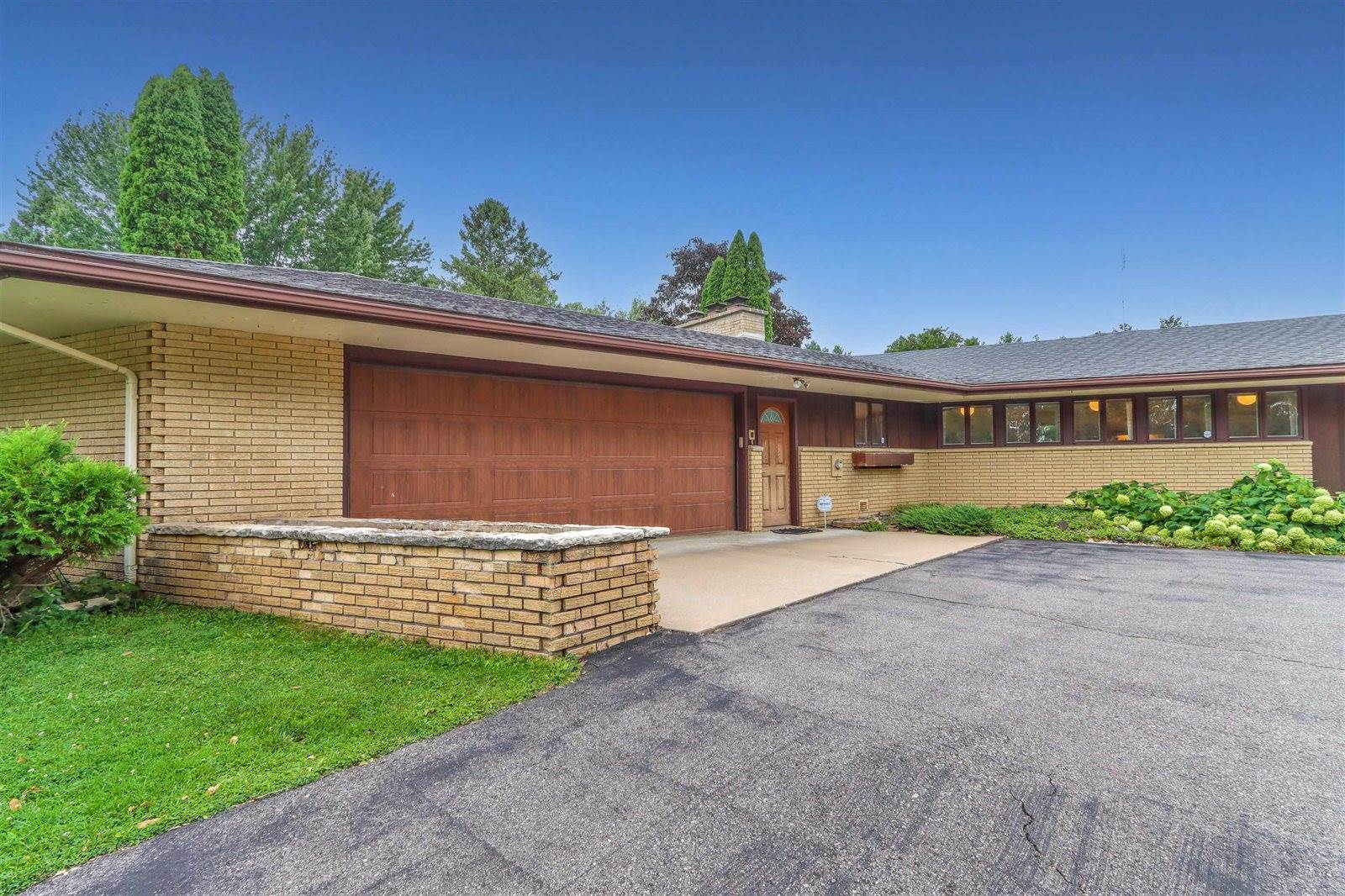 1805 S Cedar Avenue, Marshfield, WI 54449