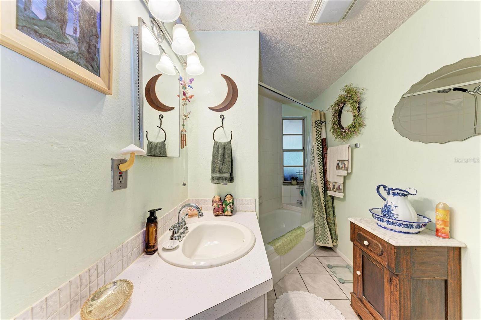 4120 Cochise Terrace, Sarasota, FL 34233