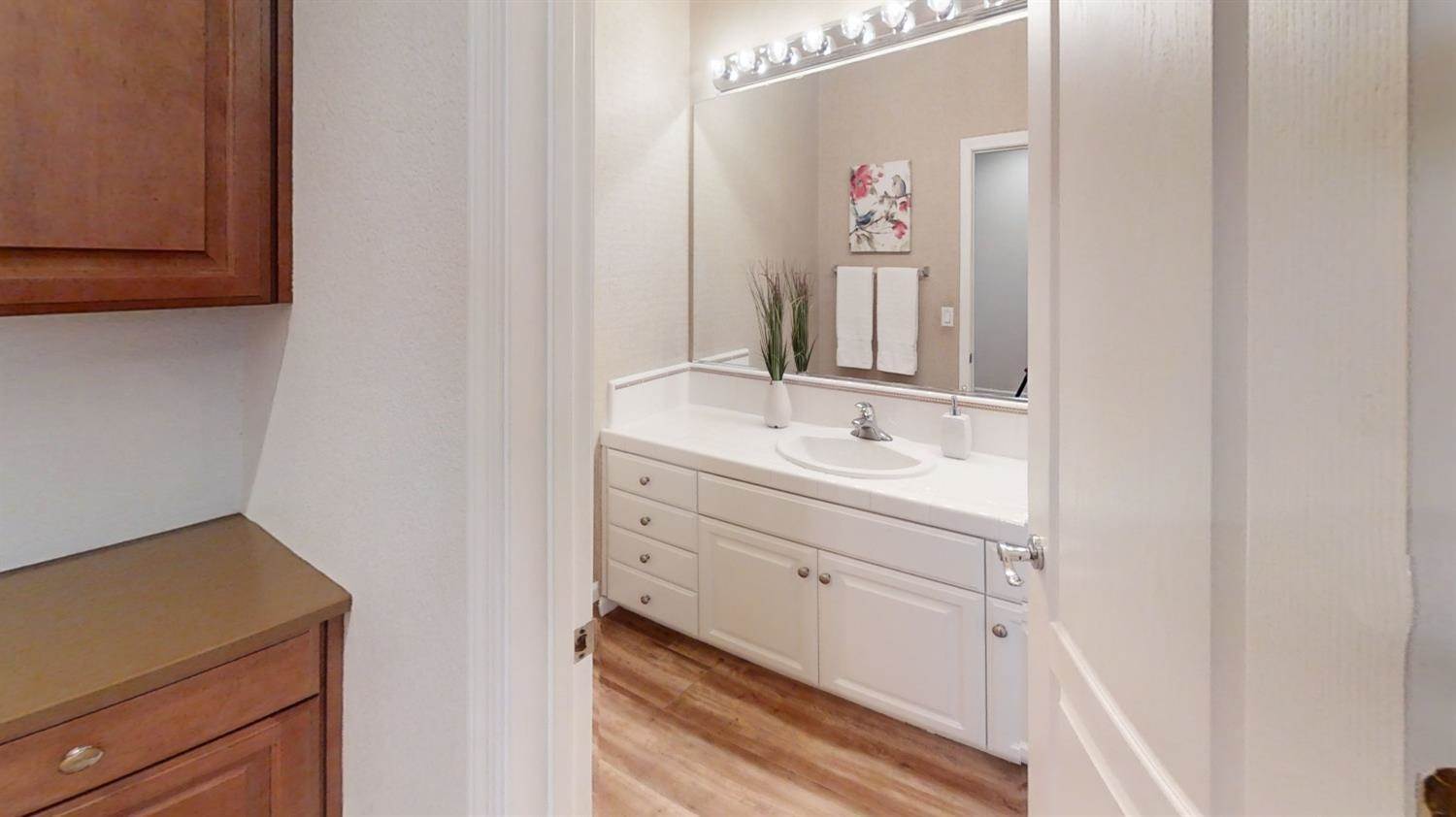 1884 Casterbridge Drive, Roseville, CA 95747