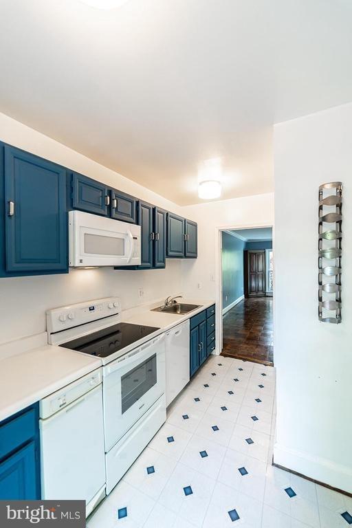 3237 Sutton Place NW, Washington, DC 20016