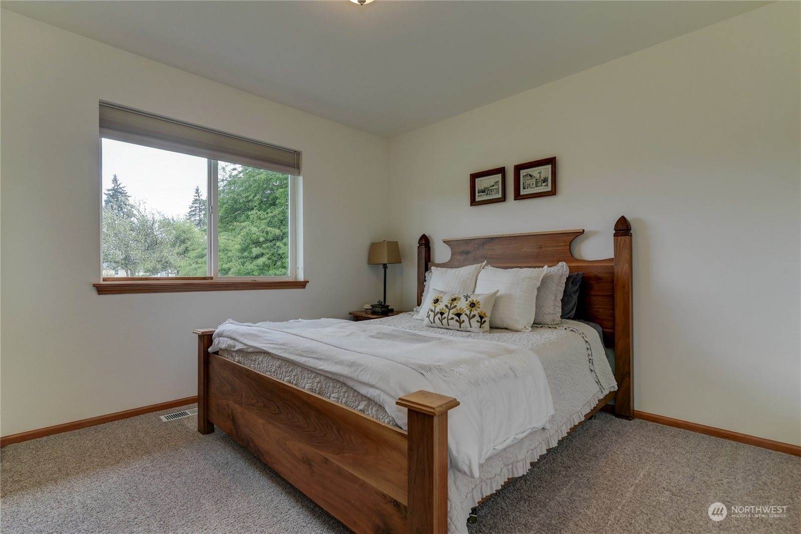 9425 180th Way SW, Rochester, WA 98579