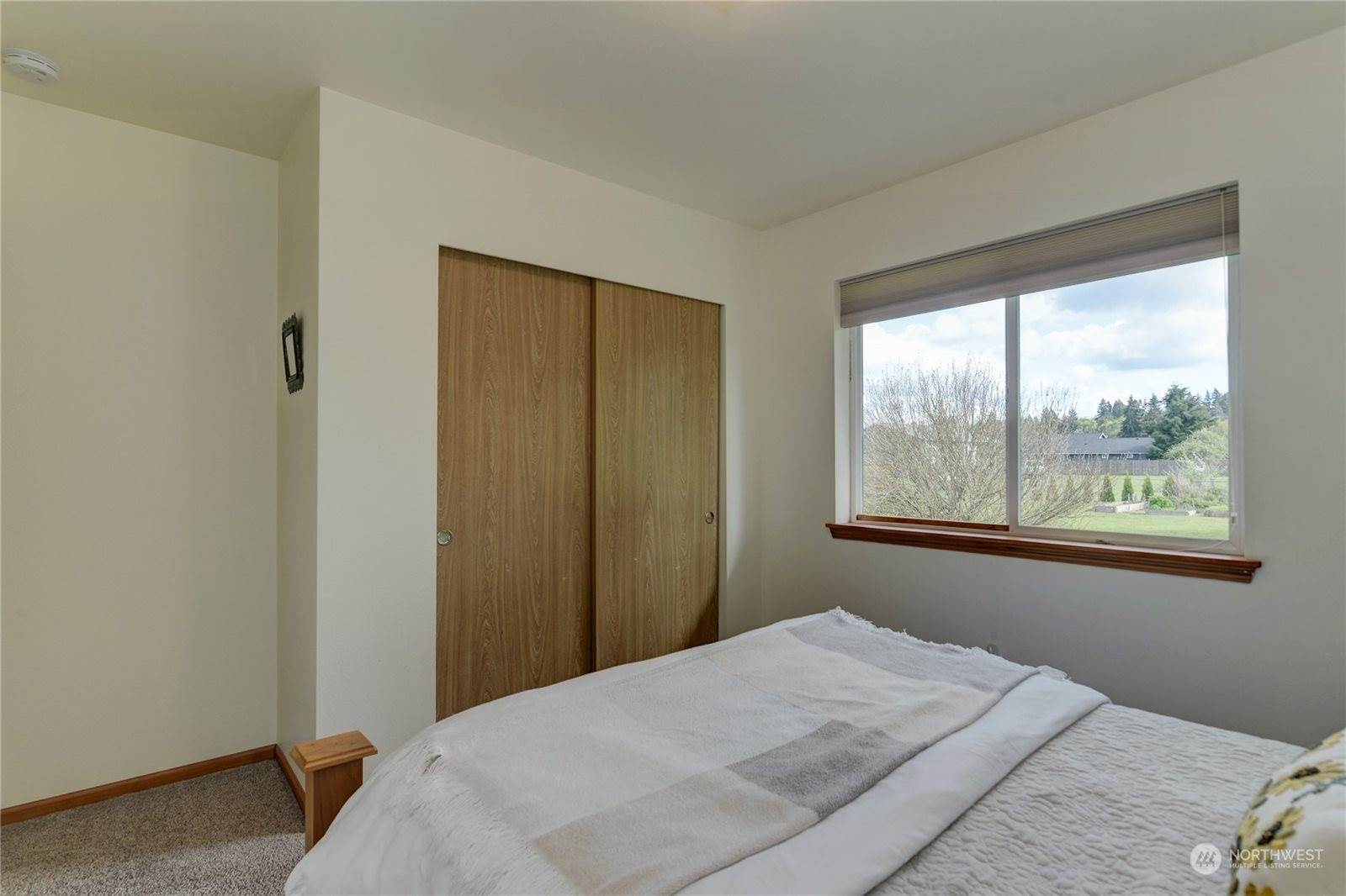 9425 180th Way SW, Rochester, WA 98579