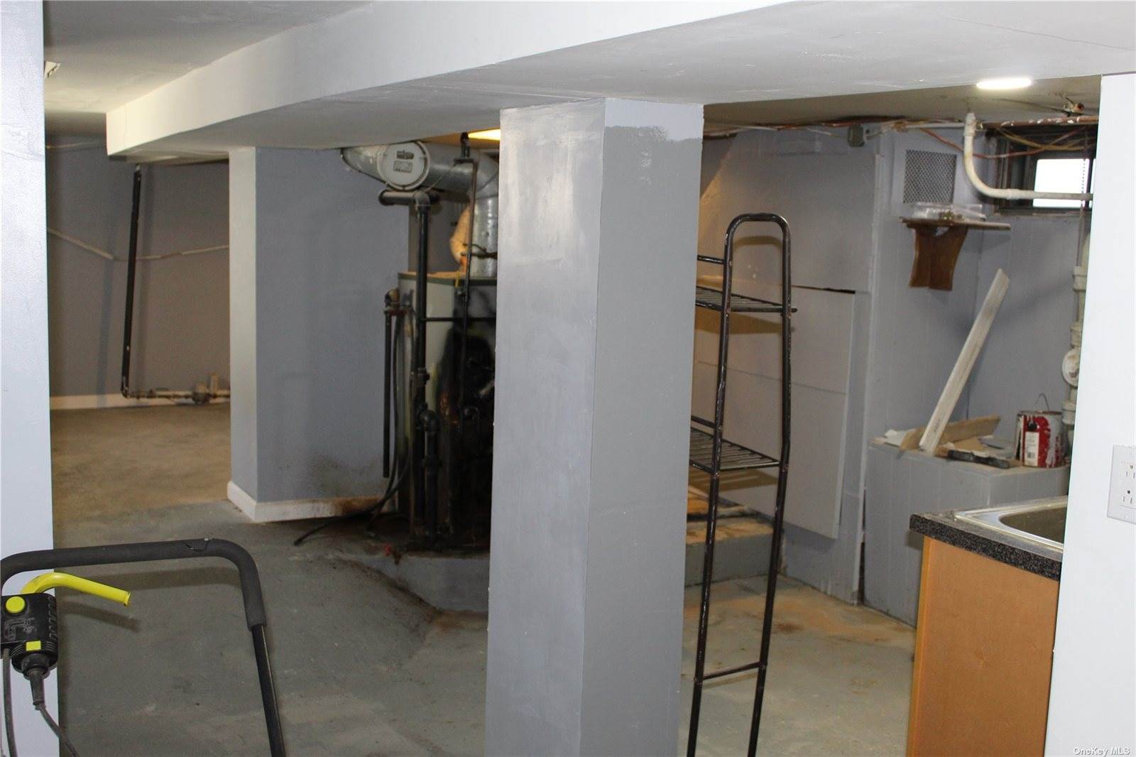 644 Brookside Avenue, Roosevelt, NY 11575