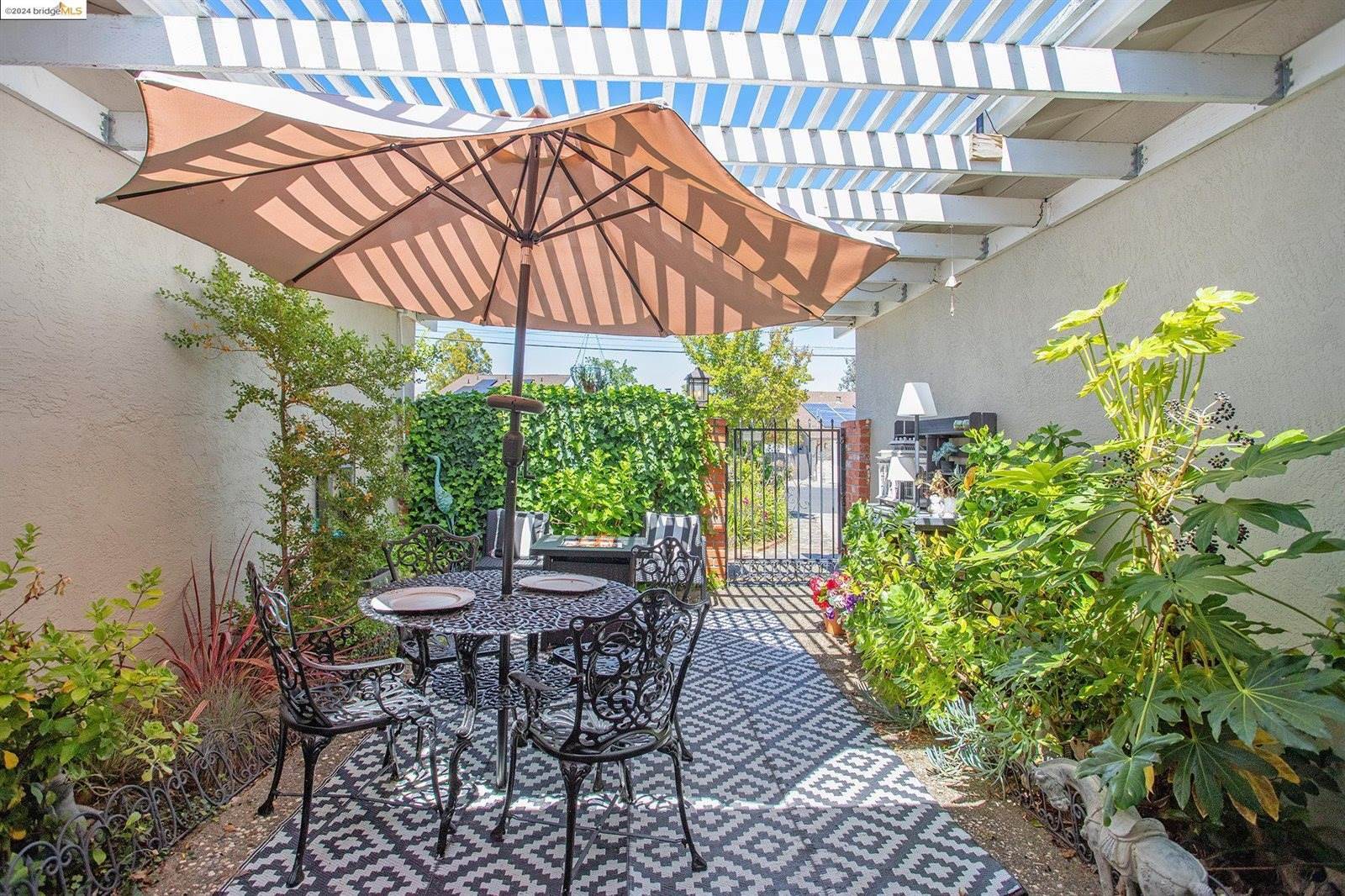 239 Donegal Way, Martinez, CA 94553