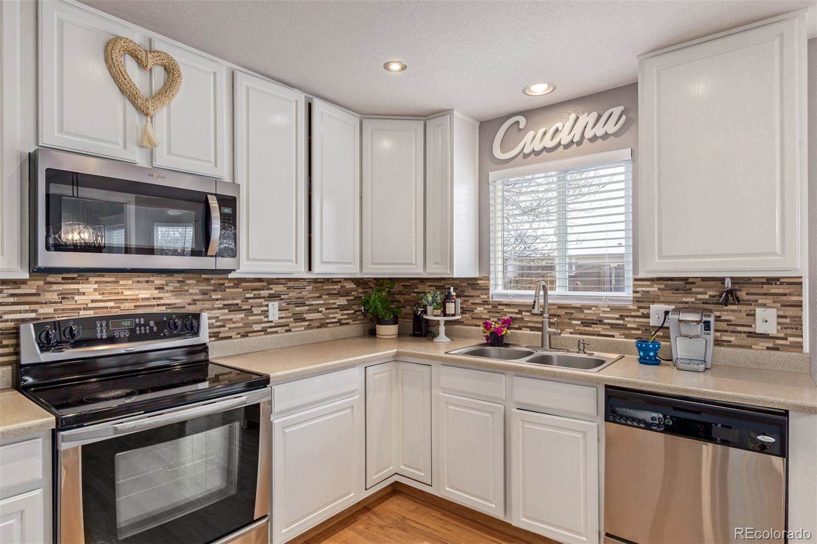 5722 Hickory Circle, Longmont, CO 80504