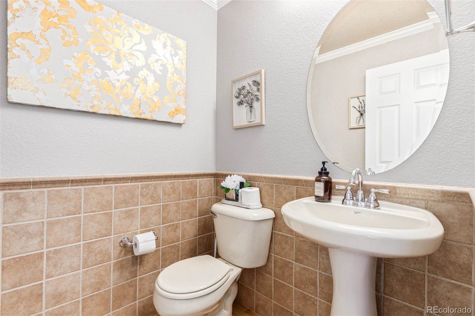 5722 Hickory Circle, Longmont, CO 80504