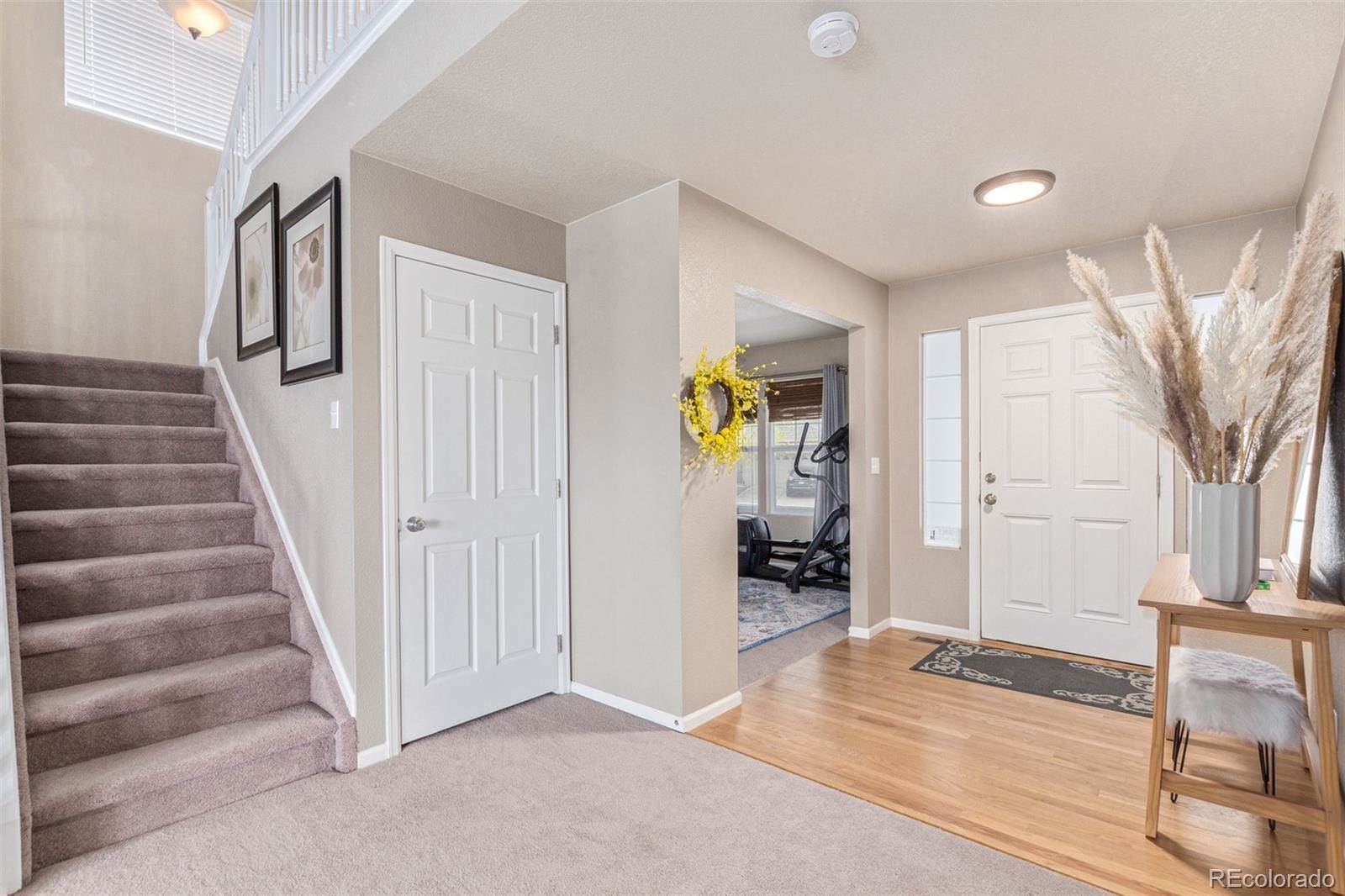 5722 Hickory Circle, Longmont, CO 80504