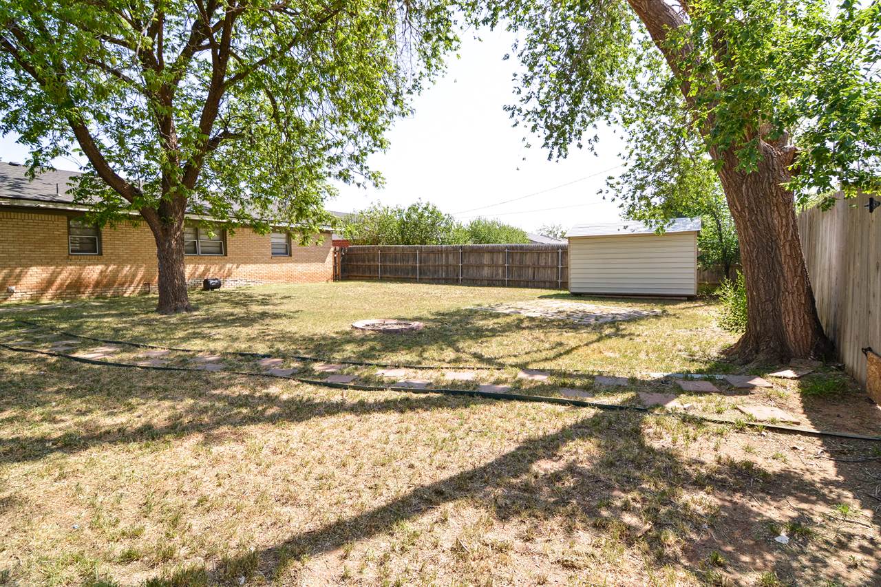 2823 60th Street, Lubbock, TX 79413