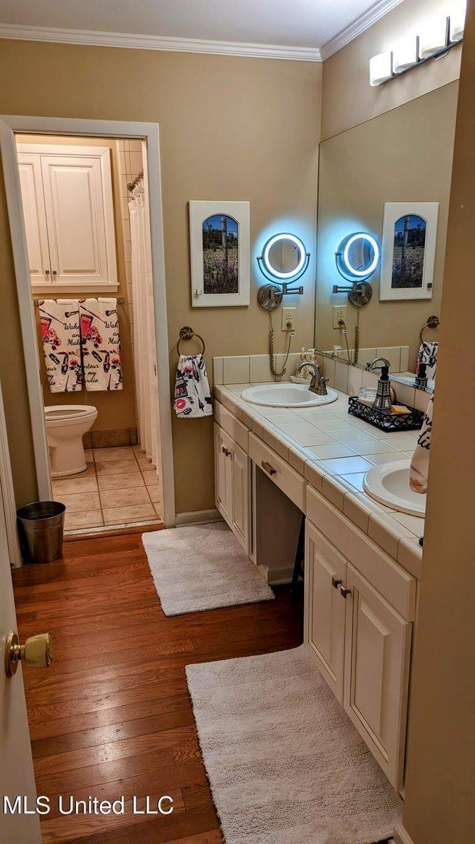 5365 Kaywood Drive, Jackson, MS 39211