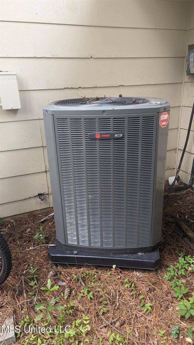 5365 Kaywood Drive, Jackson, MS 39211