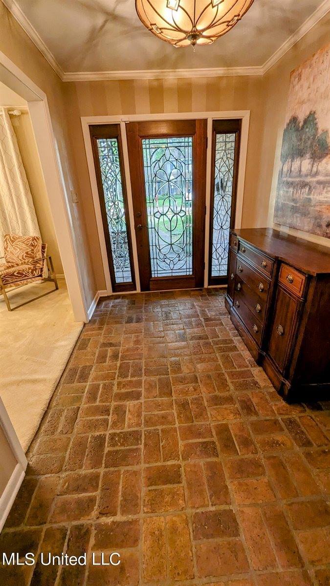 5365 Kaywood Drive, Jackson, MS 39211