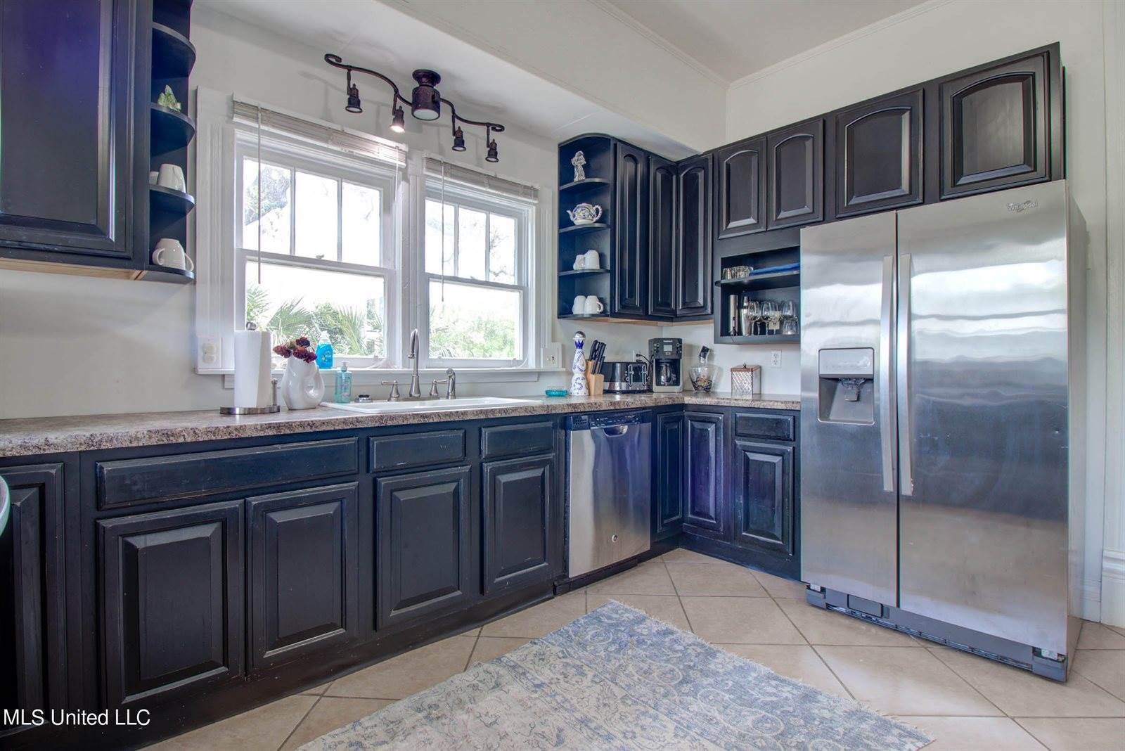 632 Howard Avenue, Biloxi, MS 39530