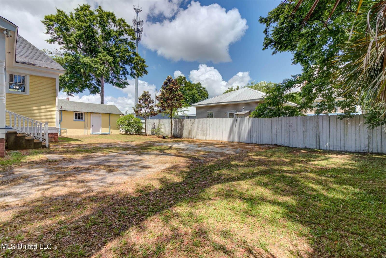 632 Howard Avenue, Biloxi, MS 39530