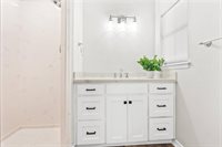 111 Clyde Street, Hillsboro, TX 76645